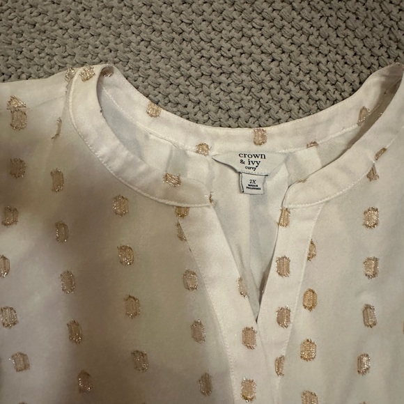 2X White and Gold Polka dot Crown & Ivy Blouse - Picture 2 of 5